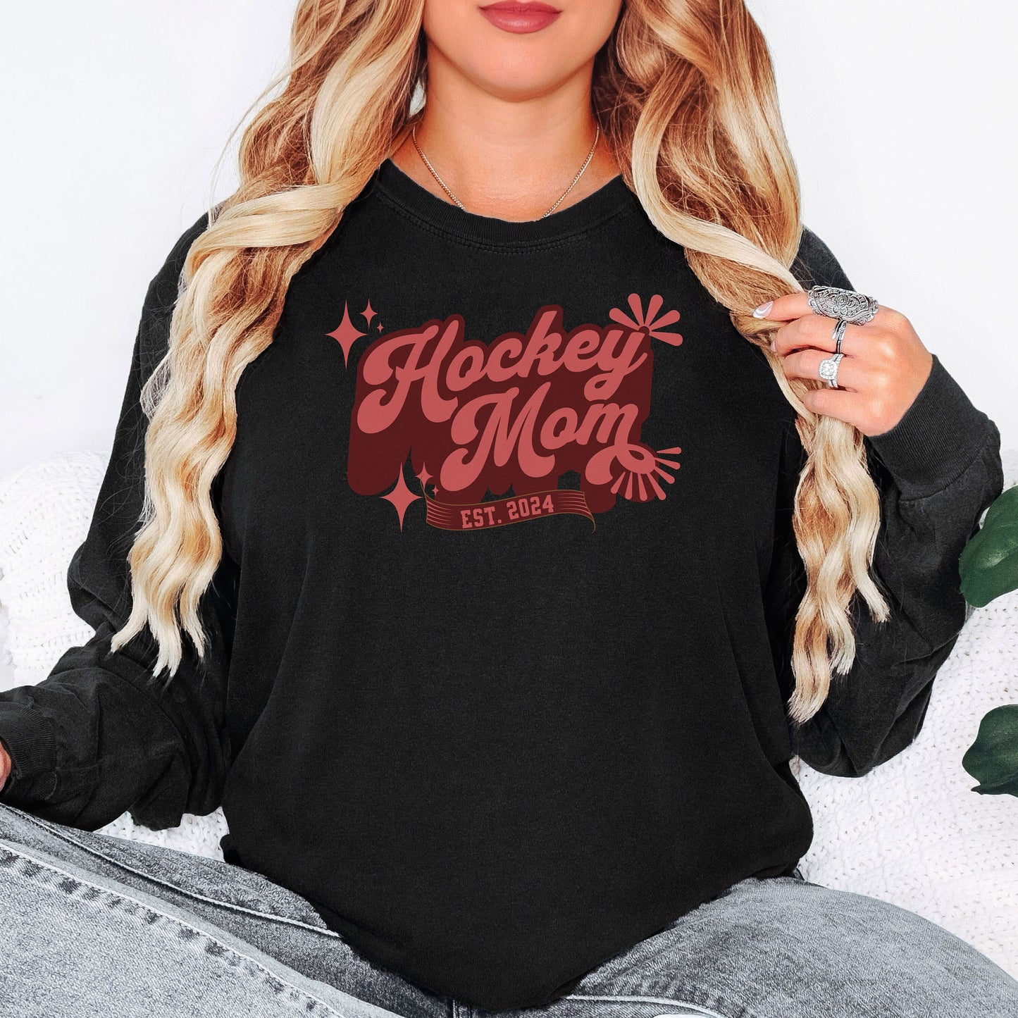 Personalized Hockey Mom Sweatshirt, Hockey Mom Gift, Unisex Crewneck Sweatshirt for Women, Custom Year Hockey Mom Sweater